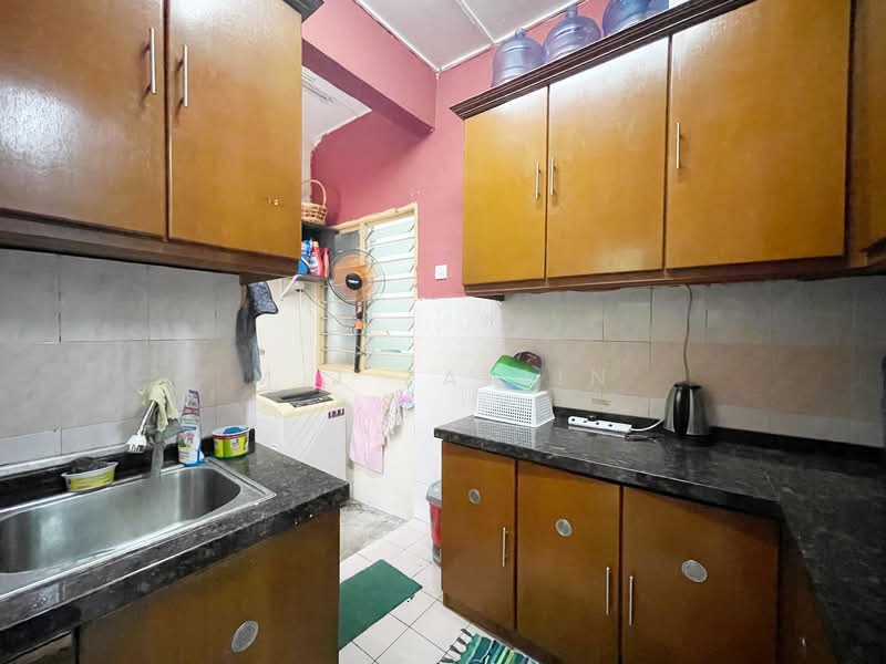 Apartment for Sale at Permai Seri - M.J Zairin - Kitchen - PropertyGuru.com.my