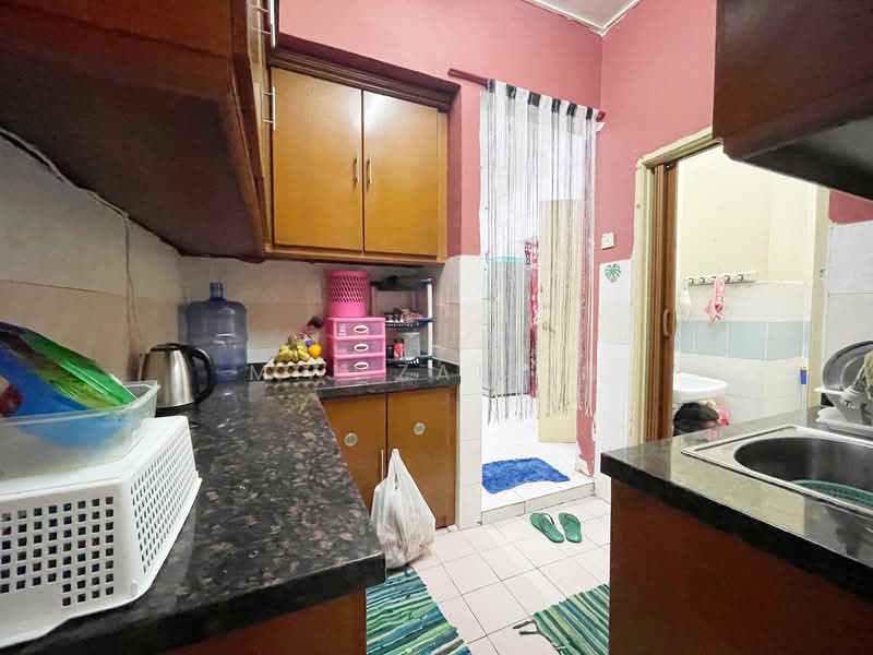 Apartment for Sale at Permai Seri - M.J Zairin - Kitchen - PropertyGuru.com.my