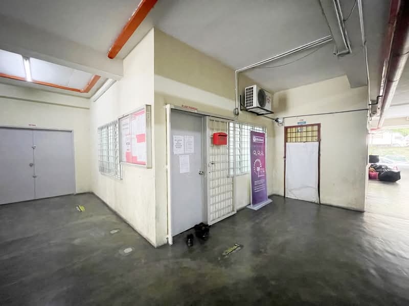 Apartment for Sale at Permai Seri - M.J Zairin - Corridor - PropertyGuru.com.my