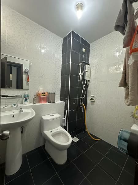 Mutiara Rini Mutiaras Rinis untuk Untuk Dijual - RM 898,000, Feb 2026 - Bathroom - PropertyGuru.com.my