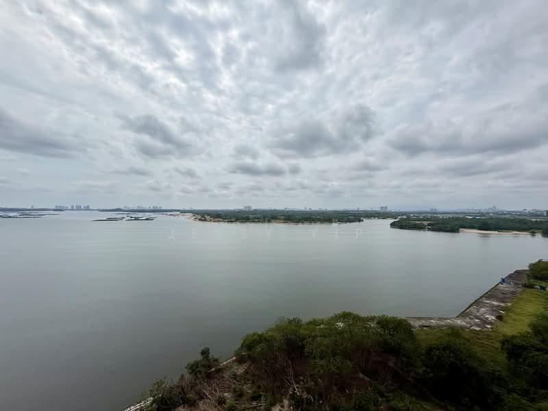 Condominium for Rent at Royal Strand @ Country Garden Danga Bay - Jessy Yip - Exterior - PropertyGuru.com.my