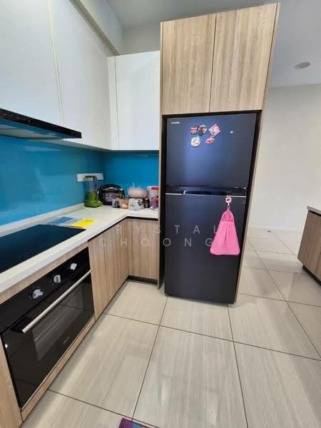 Queens Residences Q1 @ Queens Waterfront untuk Untuk Dijual - RM 1,590,000, Mac 2026 - Kitchen - PropertyGuru.com.my