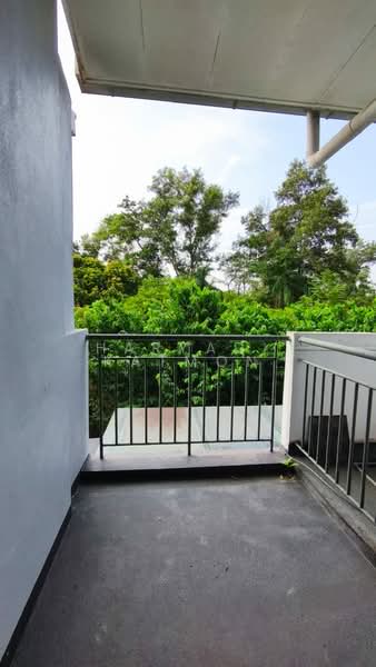 3-storey Terraced House for Rent in Kajang (Selangor) - Haryadi Katmon - Balcony - PropertyGuru.com.my