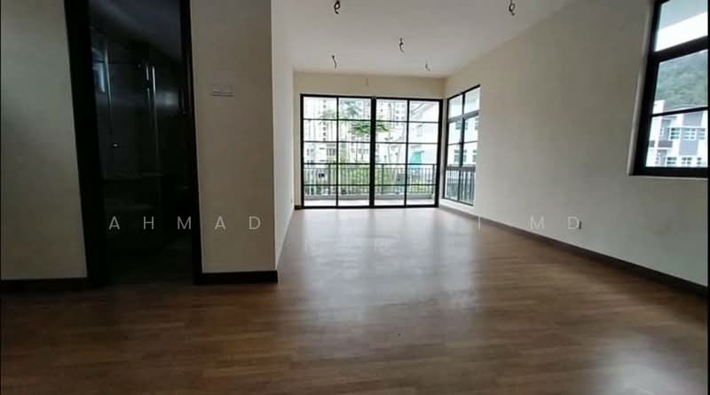 Semi-Detached House for Sale in Selayang (Selangor) - Ahmad Gadafi Md Nor - Living Room - PropertyGuru.com.my