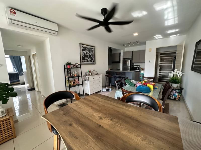 Condominium for Sale at Midfields 2 - Nurul Izza - Living Room - PropertyGuru.com.my
