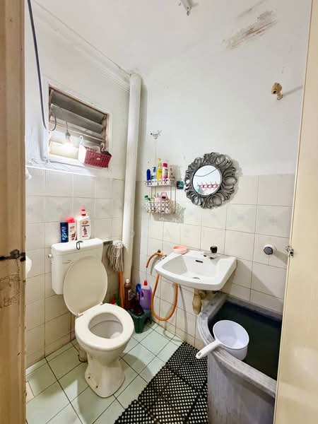 2-storey Terraced House for Sale in Kuala Selangor (Selangor) - Ajwad Azizan - Bathroom - PropertyGuru.com.my