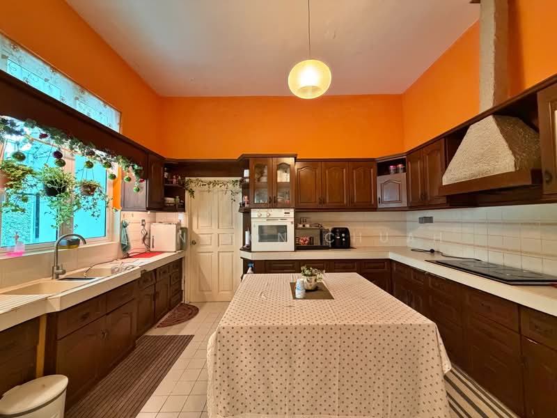 Bungalow for Sale in Putrajaya (Putrajaya) - John Son Chuah - Kitchen - PropertyGuru.com.my