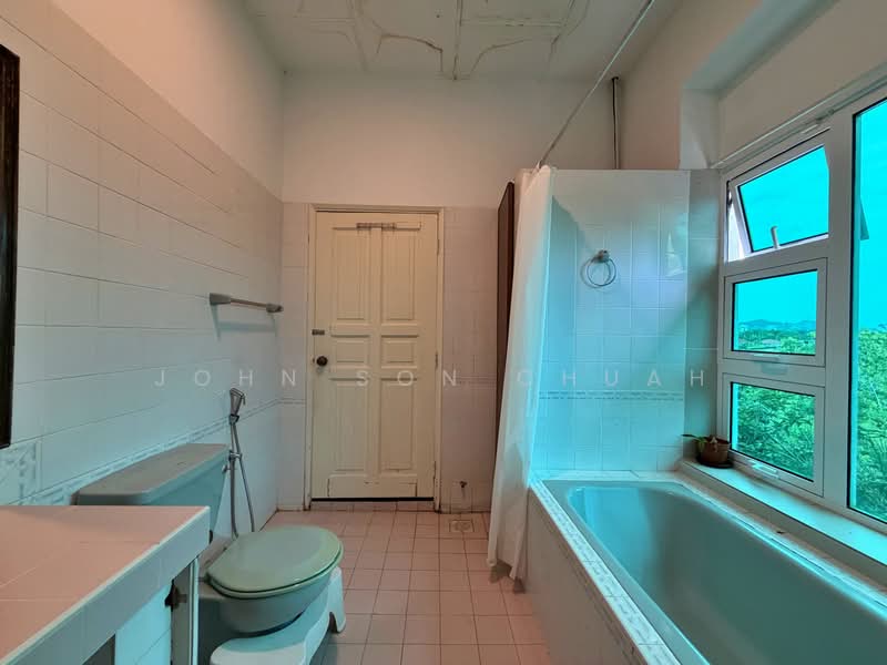 Bungalow for Sale in Putrajaya (Putrajaya) - John Son Chuah - Bathroom - PropertyGuru.com.my