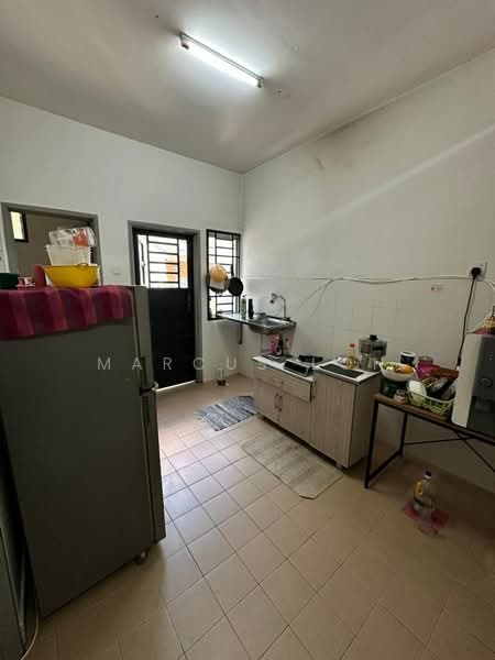 2-storey Terraced House for Sale in Taman Sierra Perdana (Masai) - Marcus Loh - Kitchen - PropertyGuru.com.my