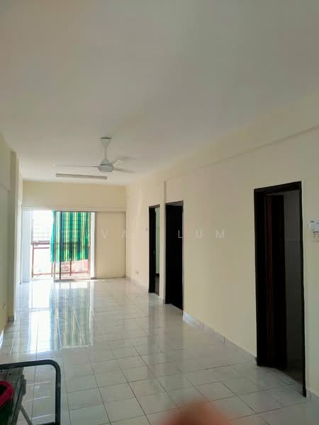 Condominium for Sale at Plaza Serdang Raya - Ivan Lum - Living Room - PropertyGuru.com.my