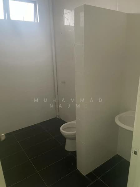 2-storey Terraced House for Sale in Kemaman (Terengganu) - Muhammad Najmi - Bathroom - PropertyGuru.com.my