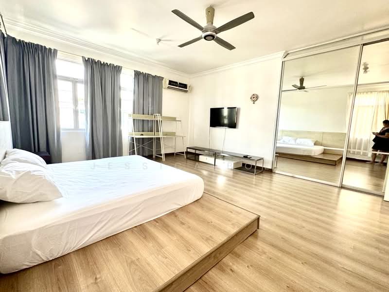 Cluster House for Rent in Taman Gaya (Ulu Tiram) - Jessica Boey - Bedroom - PropertyGuru.com.my