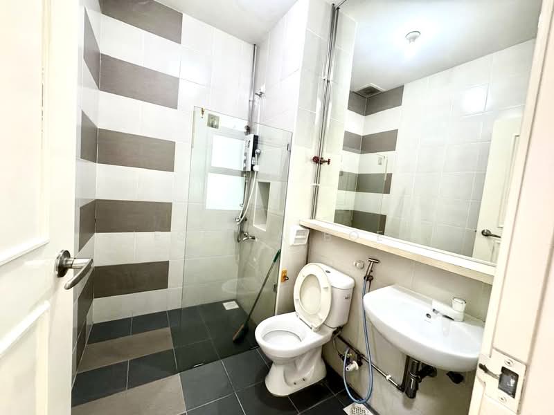 Cluster House for Rent in Taman Gaya (Ulu Tiram) - Jessica Boey - Bathroom - PropertyGuru.com.my
