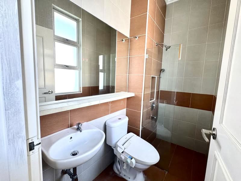 Cluster House for Rent in Taman Gaya (Ulu Tiram) - Jessica Boey - Bathroom - PropertyGuru.com.my
