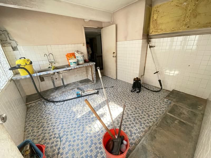 Bukit Gasing Petaling Jaya untuk Untuk Dijual - RM 2,100,000, Feb 2026 - Kitchen - PropertyGuru.com.my