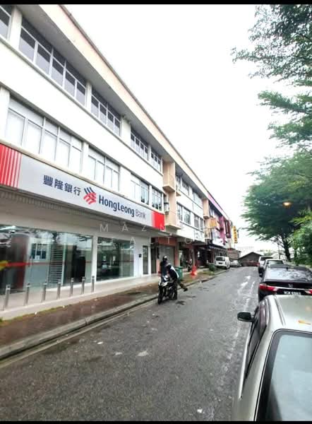 Shop / Office for Rent in Seri Kembangan (Selangor) - Maznee Realtor - Exterior - PropertyGuru.com.my