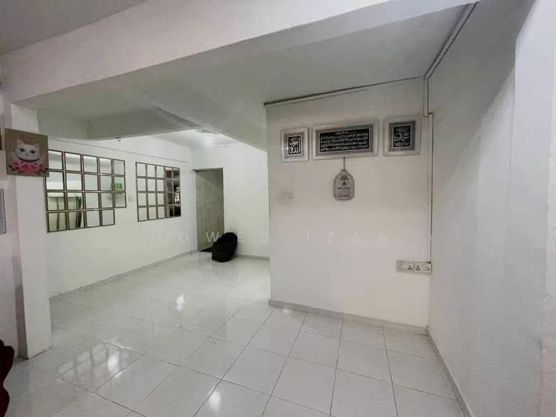 2-storey Terraced House for Sale in Taman Mount Austin (Tebrau) - Howes Izan - Interior - PropertyGuru.com.my
