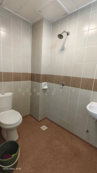 Alam Budiman (Sri Budiman) untuk Untuk Dijual - RM 295,000, Mac 2026 - Bathroom - PropertyGuru.com.my