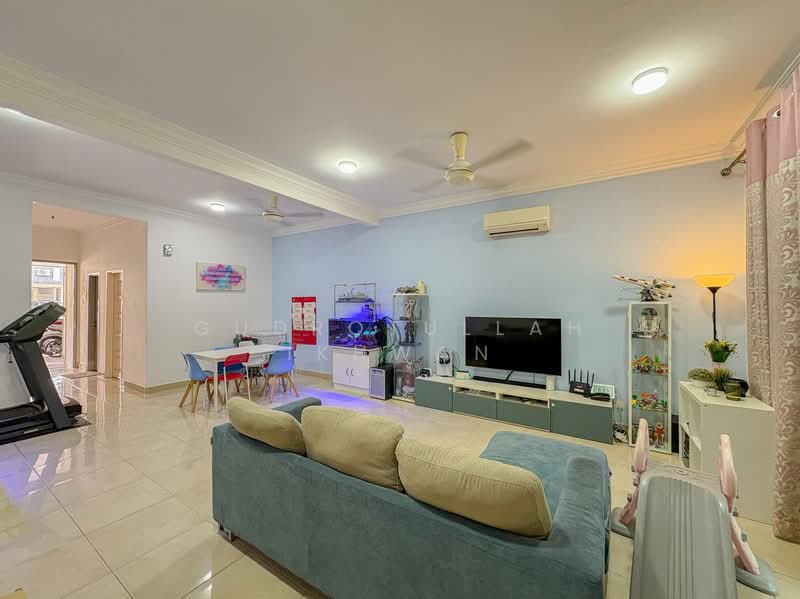 2-storey Terraced House for Sale in Presint 11 (Putrajaya) - Gudrotullah Ikhwan - Living Room - PropertyGuru.com.my