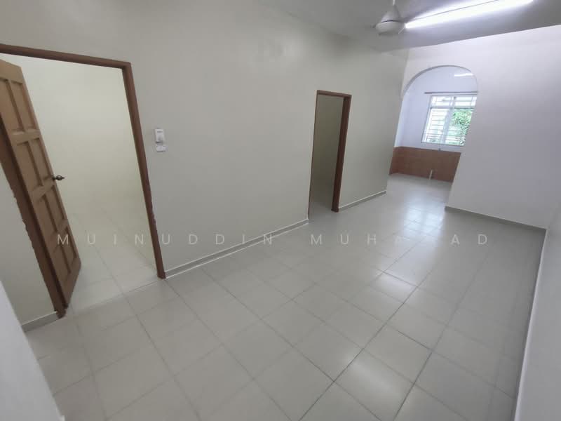 1-storey Terraced House for Sale in Hutan Melintang (Perak) - Muinuddin Muhamad - Interior - PropertyGuru.com.my