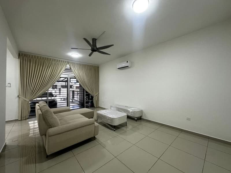 2-storey Terraced House for Rent in Skudai (Johor) - Jessica Tiew - Living Room - PropertyGuru.com.my