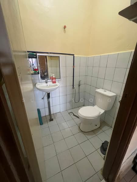 1-storey Terraced House for Sale in Ranau (Sabah) - Susan Soong - Bathroom - PropertyGuru.com.my