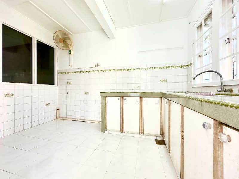 2-storey Terraced House for Sale in Usj 9 (Subang Jaya) - Shiqin Saidin - Kitchen - PropertyGuru.com.my