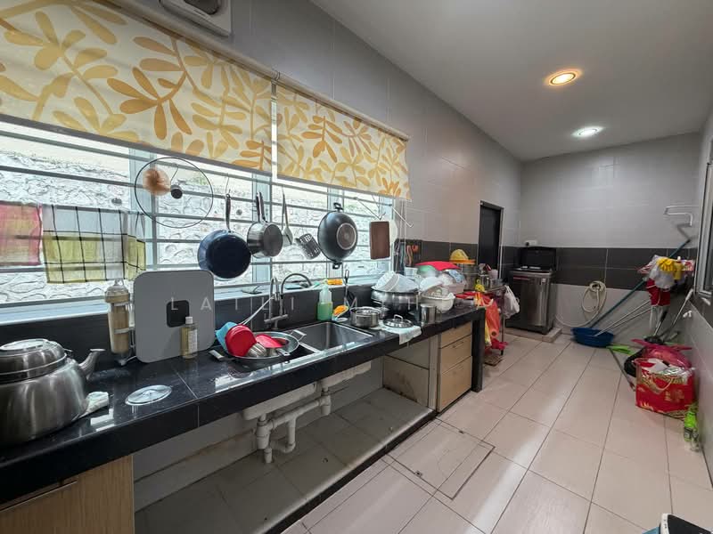 2-storey Terraced House for Sale in Taman Mutiara Indah (Puchong) - Laili Mihdar - Kitchen - PropertyGuru.com.my