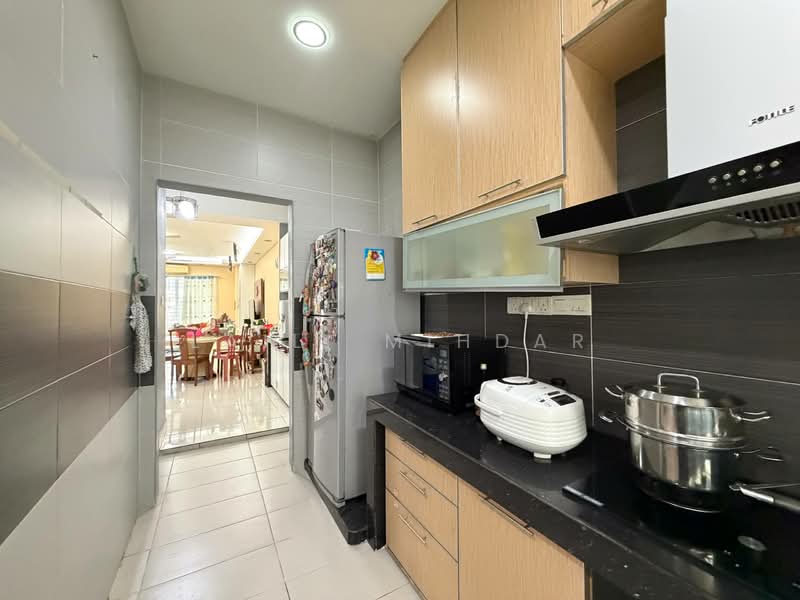 2-storey Terraced House for Sale in Taman Mutiara Indah (Puchong) - Laili Mihdar - Kitchen - PropertyGuru.com.my