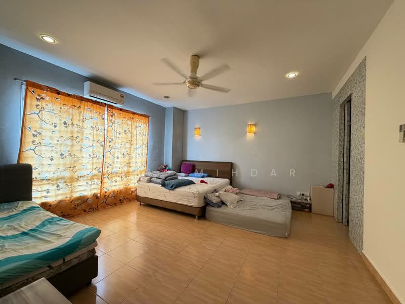 2-storey Terraced House for Sale in Taman Mutiara Indah (Puchong) - Laili Mihdar - Bedroom - PropertyGuru.com.my
