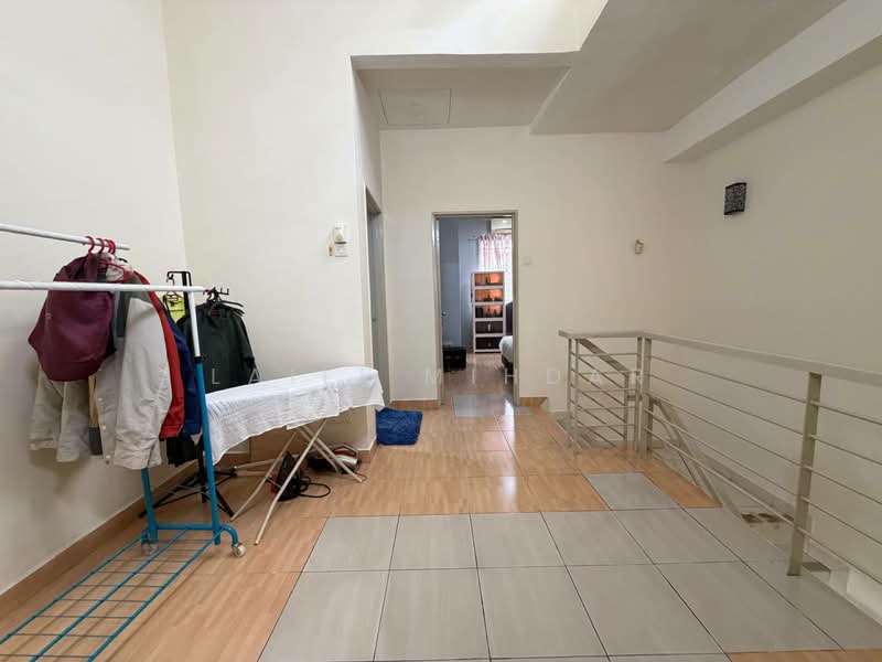 2-storey Terraced House for Sale in Taman Mutiara Indah (Puchong) - Laili Mihdar - Corridor - PropertyGuru.com.my