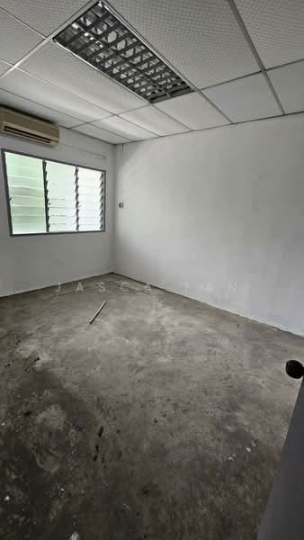 Shop for Sale in Taman Tasek (Johor Bahru) - Jasca Fan - Interior - PropertyGuru.com.my