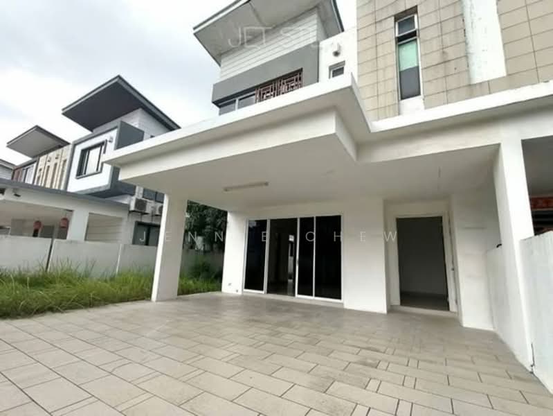 Cluster House for Sale in Setia Alam (Selangor) - Jennie Chew - Exterior - PropertyGuru.com.my