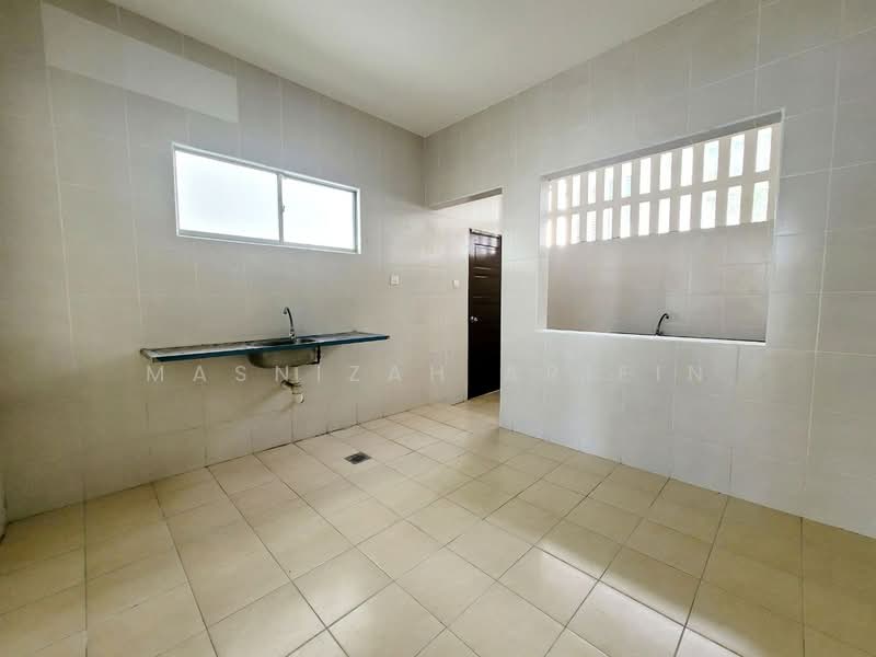 Bungalow for Sale in Nilai (Negeri Sembilan) - Masnizah Arifin - Kitchen - PropertyGuru.com.my