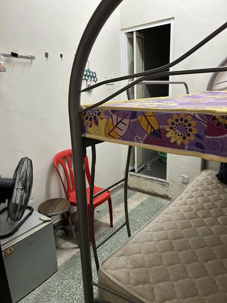 Flat for Rent at Jalan Alor - Jim Lee - Bedroom - PropertyGuru.com.my