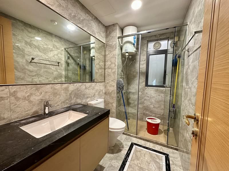 Service Residence for Sale at R&F Princess Cove Phase 1 - Raymond Fong - Bathroom - PropertyGuru.com.my