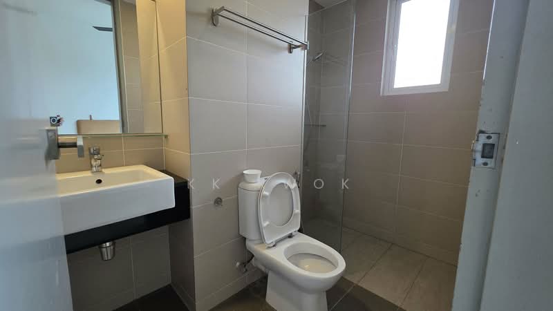 Condominium for Rent at Tropicana Bay Residences - KK Kwok - Bathroom - PropertyGuru.com.my
