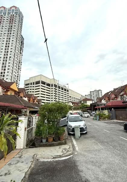 Bayan Lepas untuk Untuk Disewa - RM 2,300 /bulan, Mac 2026 - Exterior - PropertyGuru.com.my
