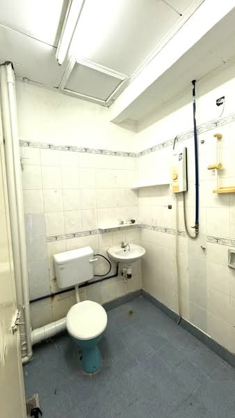 Bayan Lepas untuk Untuk Disewa - RM 2,300 /bulan, Mac 2026 - Bathroom - PropertyGuru.com.my