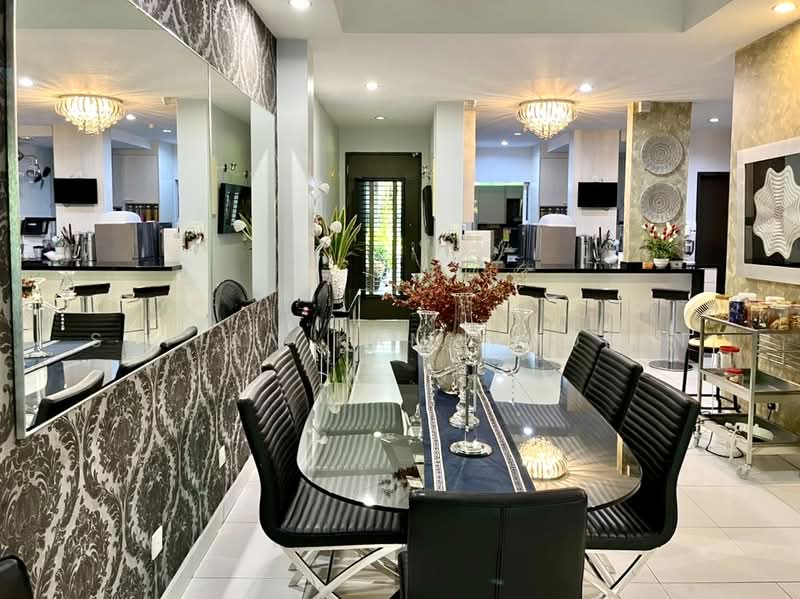 3-storey Terraced House for Sale in Denai Alam (Shah Alam) - Sufian Kamaruddin - Dining Room - PropertyGuru.com.my