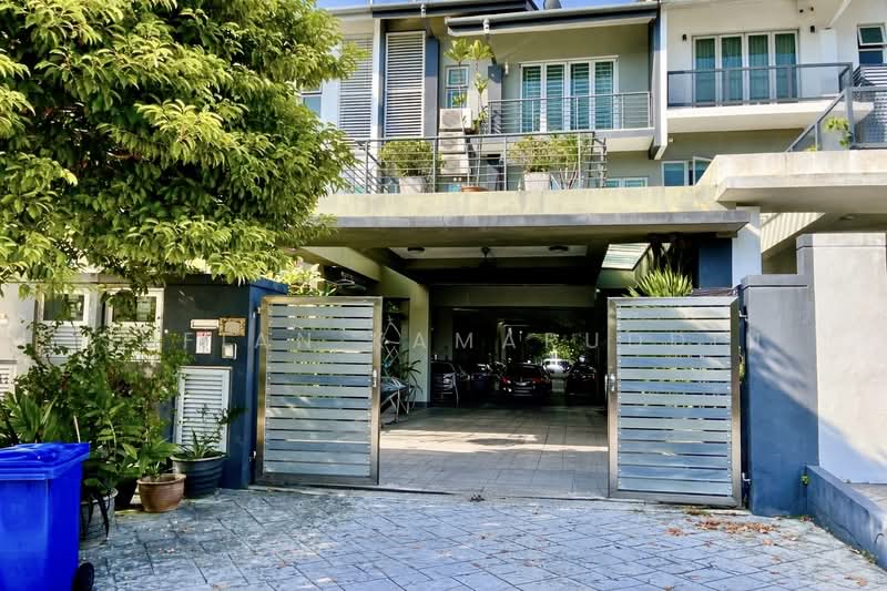 3-storey Terraced House for Sale in Denai Alam (Shah Alam) - Sufian Kamaruddin - Exterior - PropertyGuru.com.my