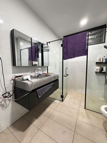 Taman Redang @ Taman Molek untuk Untuk Dijual - RM 1,280,000, Apr 2026 - Bathroom - PropertyGuru.com.my