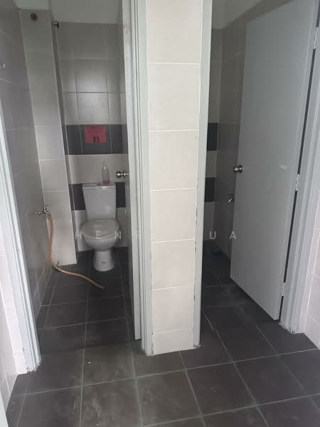 Factory for Rent in Kawasan Perindustrian Iskandar (Pasir Gudang) - Henry Pua - Bathroom - PropertyGuru.com.my