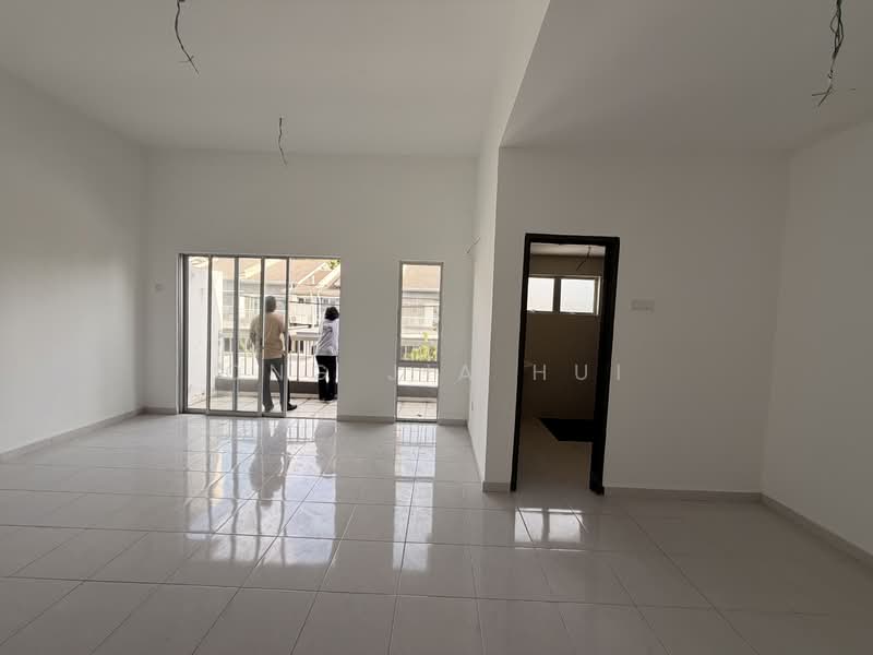 2-storey Terraced House for Sale in Bandar Baru Nilai (Nilai) - Ong Jia Hui - Living Room - PropertyGuru.com.my