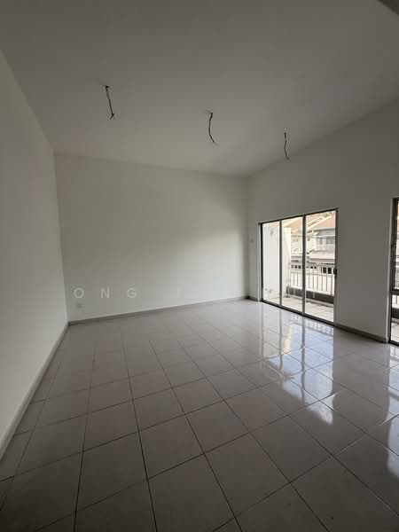 2-storey Terraced House for Sale in Bandar Baru Nilai (Nilai) - Ong Jia Hui - Living Room - PropertyGuru.com.my