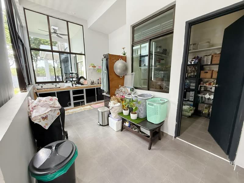 Cluster House for Rent in Taman Adda Heights (Tebrau) - Chris Chin - Kitchen - PropertyGuru.com.my