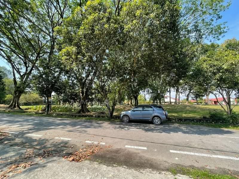 2.5-storey Terraced House for Sale in Rawang (Selangor) - Syamsul Ilham - Exterior - PropertyGuru.com.my