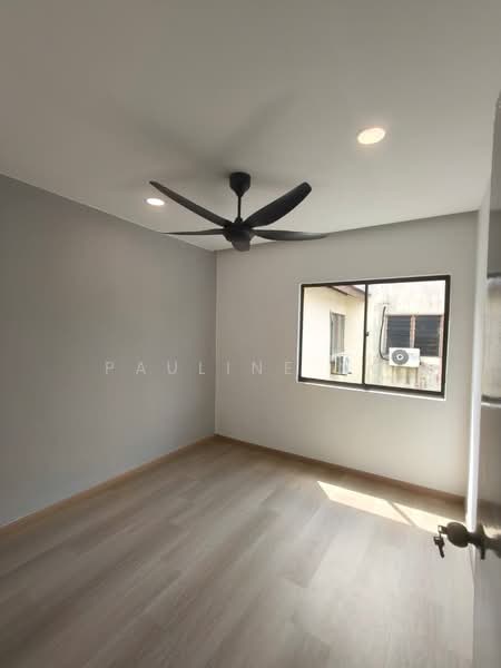 Flat for Sale at Flat Taman Ungku Tun Aminah - Pauline Ng - Interior - PropertyGuru.com.my