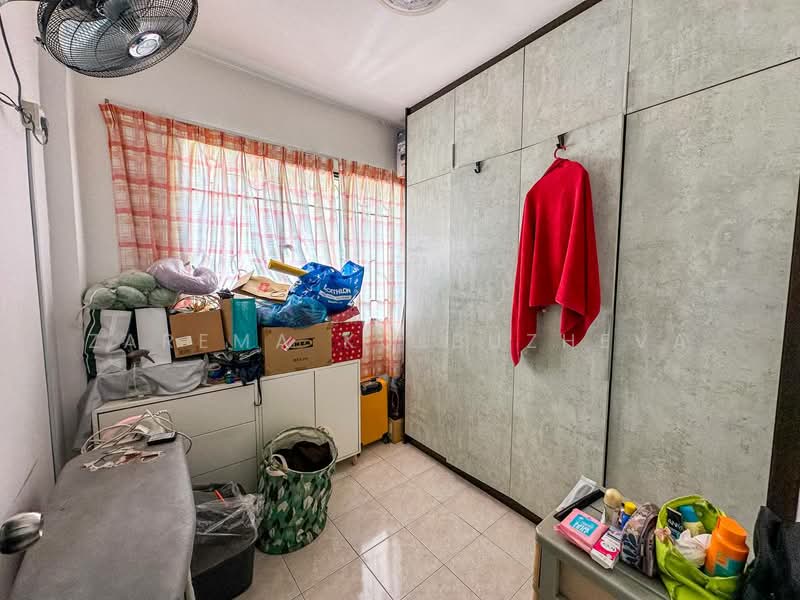 Apartment for Sale at Pangsapuri Carlina - Zarema Kulbuzheva - Bedroom - PropertyGuru.com.my