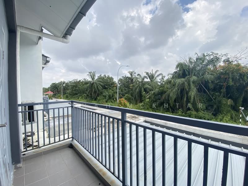 2-storey Terraced House for Sale in Meru (Klang) - Najihah Mokhtar - Balcony - PropertyGuru.com.my